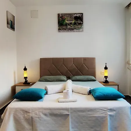 Arslan Homes 3 Appartement